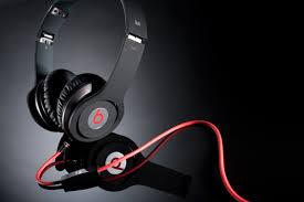 Beats, la última adquisición de Apple, es demandada por su competidor Bose